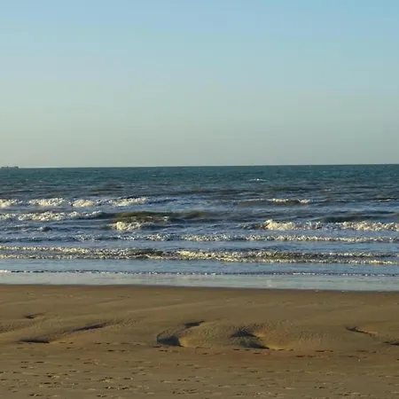 In Near The Beach, Cleaning Included